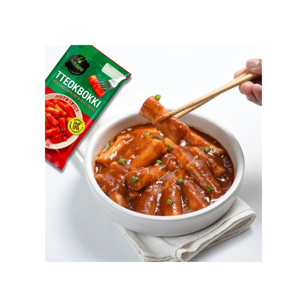 Bibigo Topokki Rice Cake with Hot & Spicy Sauce 360g x 2 packs **BBD 24 Sept 2026**