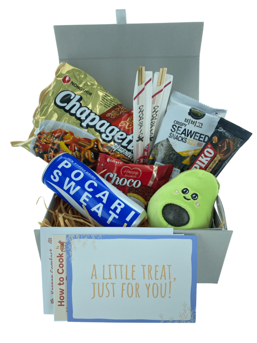 Korean Ramyun Snack Hamper Asian Comfort Food Gift Box, Care Package for Student - Xihaha Limited