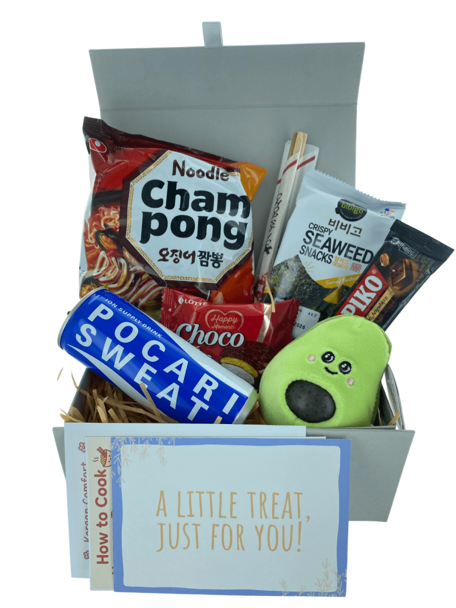 Korean Ramyun Snack Hamper Asian Comfort Food Gift Box, Care Package for Student - Xihaha Limited
