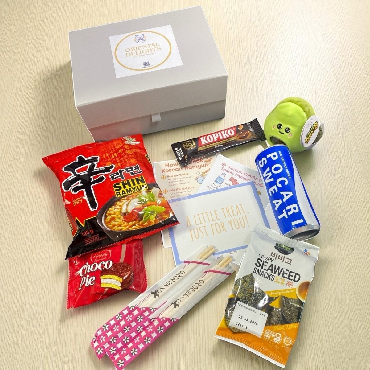 Korean Ramyun Snack Hamper Asian Comfort Food Gift Box, Care Package for Student - Xihaha Limited