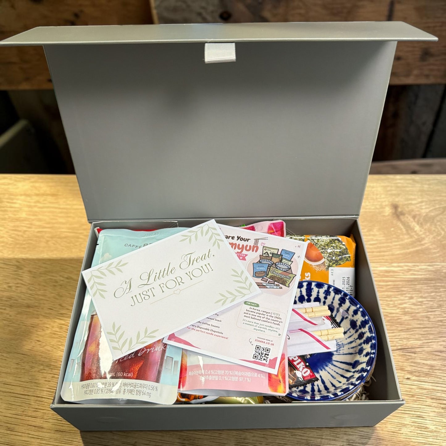 Korean Ramyun Gift Box for Two | Date Night Noodle Kit | Ramyun Snack Hamper | Korean Food Gift | Anniversary Gift Set