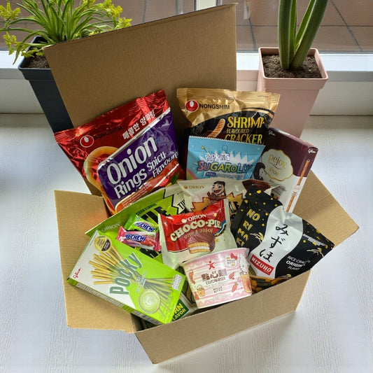 Asian Snack Gift Box – Korean & Japanese Treats | Pocky, Turtle Chips, Hi - Chew | Fun Food Gift Hamper - Xihaha Oriental Food & Gifts