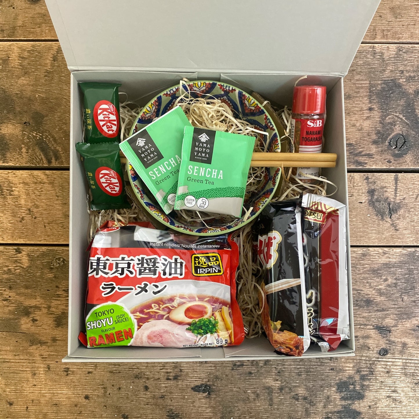 Instant Noodle Lover’s Gift Food Hamper Japanese Ramen Gift Box