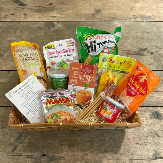 Thai Street Food Discovery Hamper | Thai Noodles, Snacks & Thai Tea Gift Box | Asian Food Gift Set | Housewarming Gift | Foodie Gift
