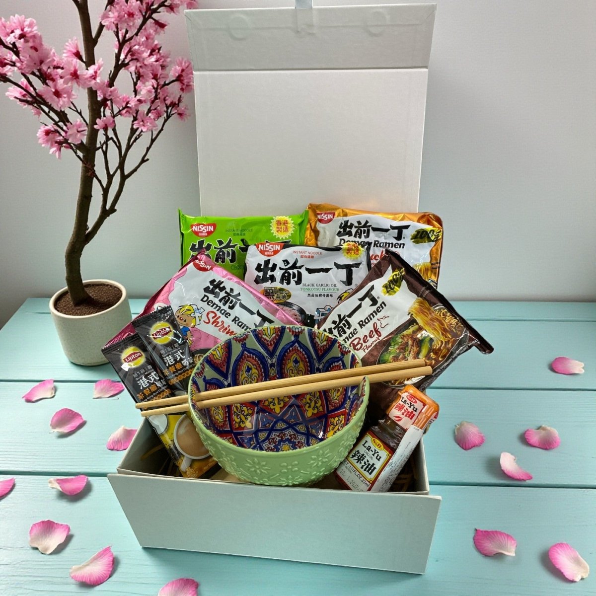 Instant Noodle Lover’s Gift Food Hamper (Nissin Edition) Japanese Oriental - Xihaha Oriental Food & Gifts