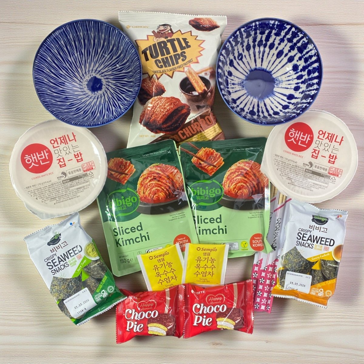 Korean Meal Hamper for Two | Rice & Kimchi Bowl Gift Set | Seaweed, Snacks, Choco Pie - Xihaha Oriental Food & Gifts