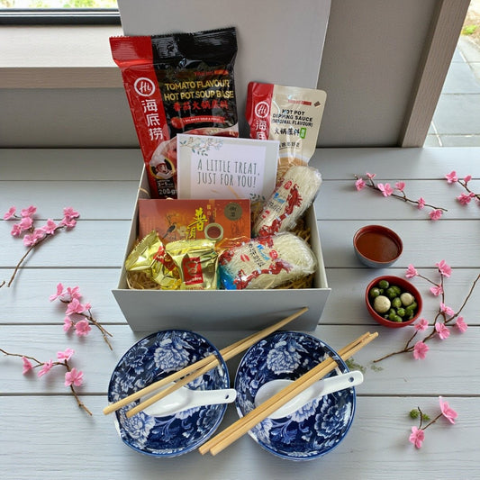 Reunion Hotpot Bowl Gift Set | Chinese Hotpot Gift with Ceramic Bowls, Glass Noodles & Tea | Chinese New Year Family Gift - Xihaha Oriental Food & Gifts