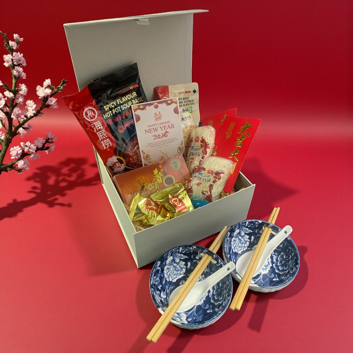 Reunion Hotpot Bowl Gift Set | Chinese Hotpot Gift with Ceramic Bowls, Glass Noodles & Tea | Chinese New Year Family Gift - Xihaha Oriental Food & Gifts