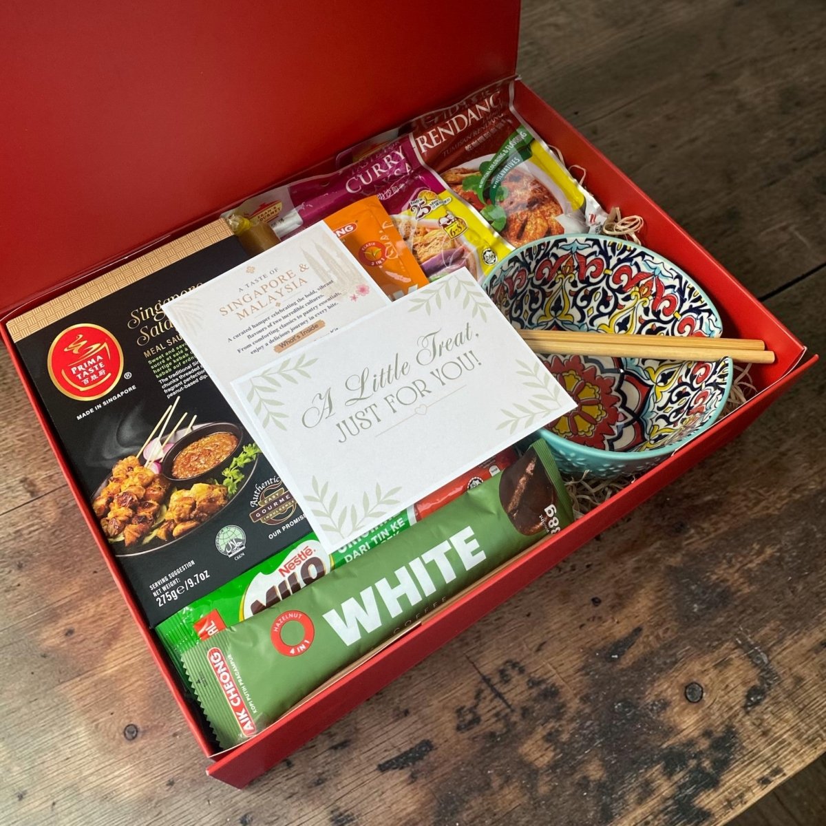 Singapore & Malaysian Food Hamper Gift Box | Asian Cooking Kit with Bowl & Chopsticks | Satay, Laksa, Teh Tarik, Milo Set UK - Xihaha Oriental Food & Gifts